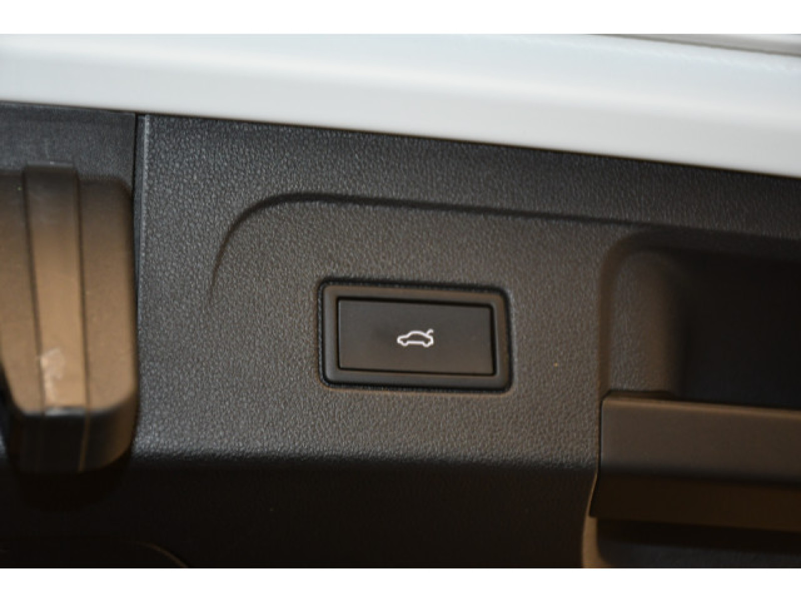 Volkswagen - Touran_7