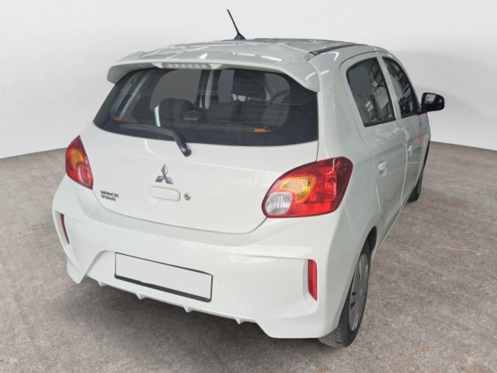 diagonalansicht-hinten-aussen