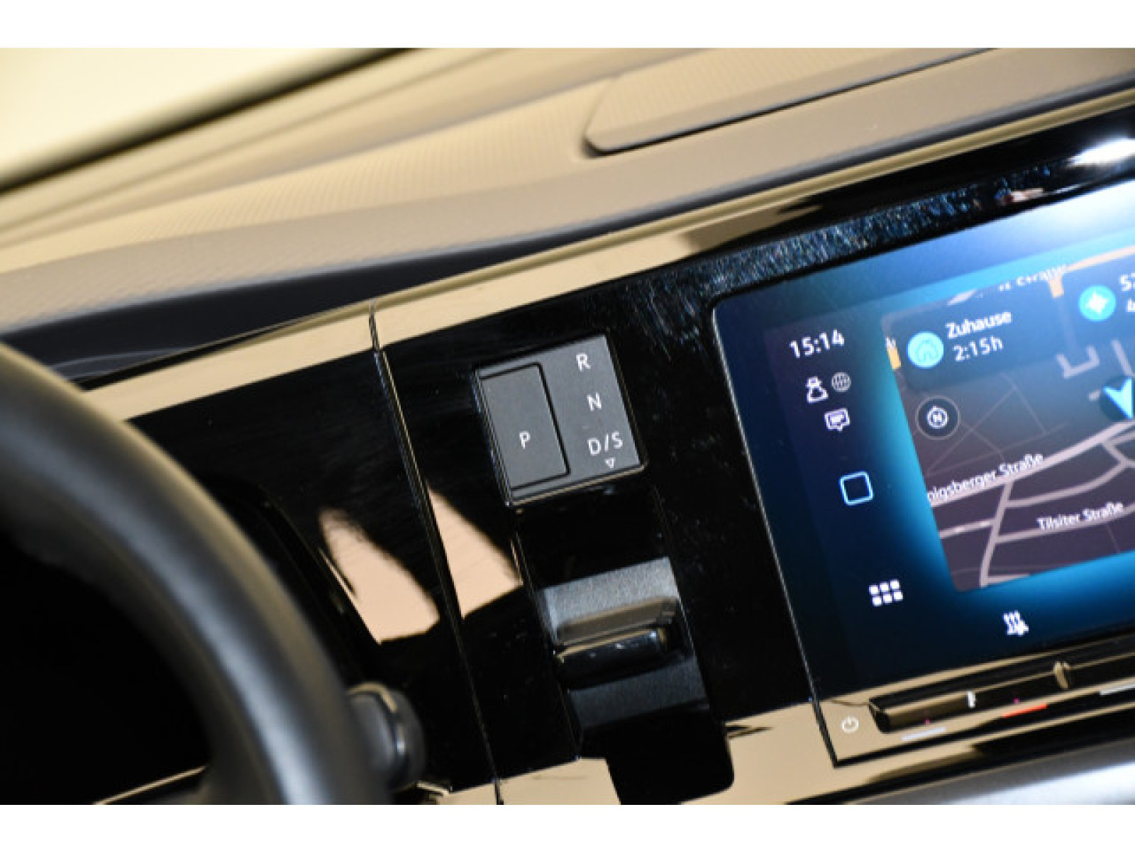 Volkswagen - Multivan_7