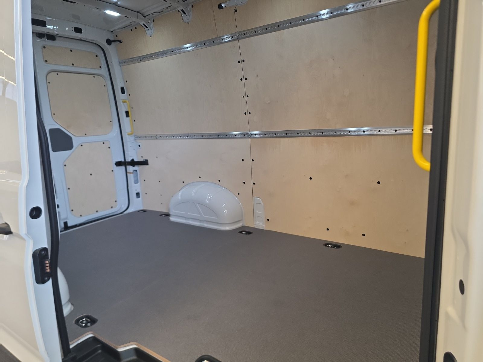 Volkswagen - Crafter_14