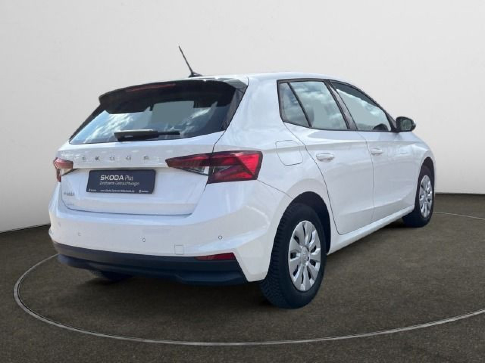 diagonalansicht-hinten-aussen