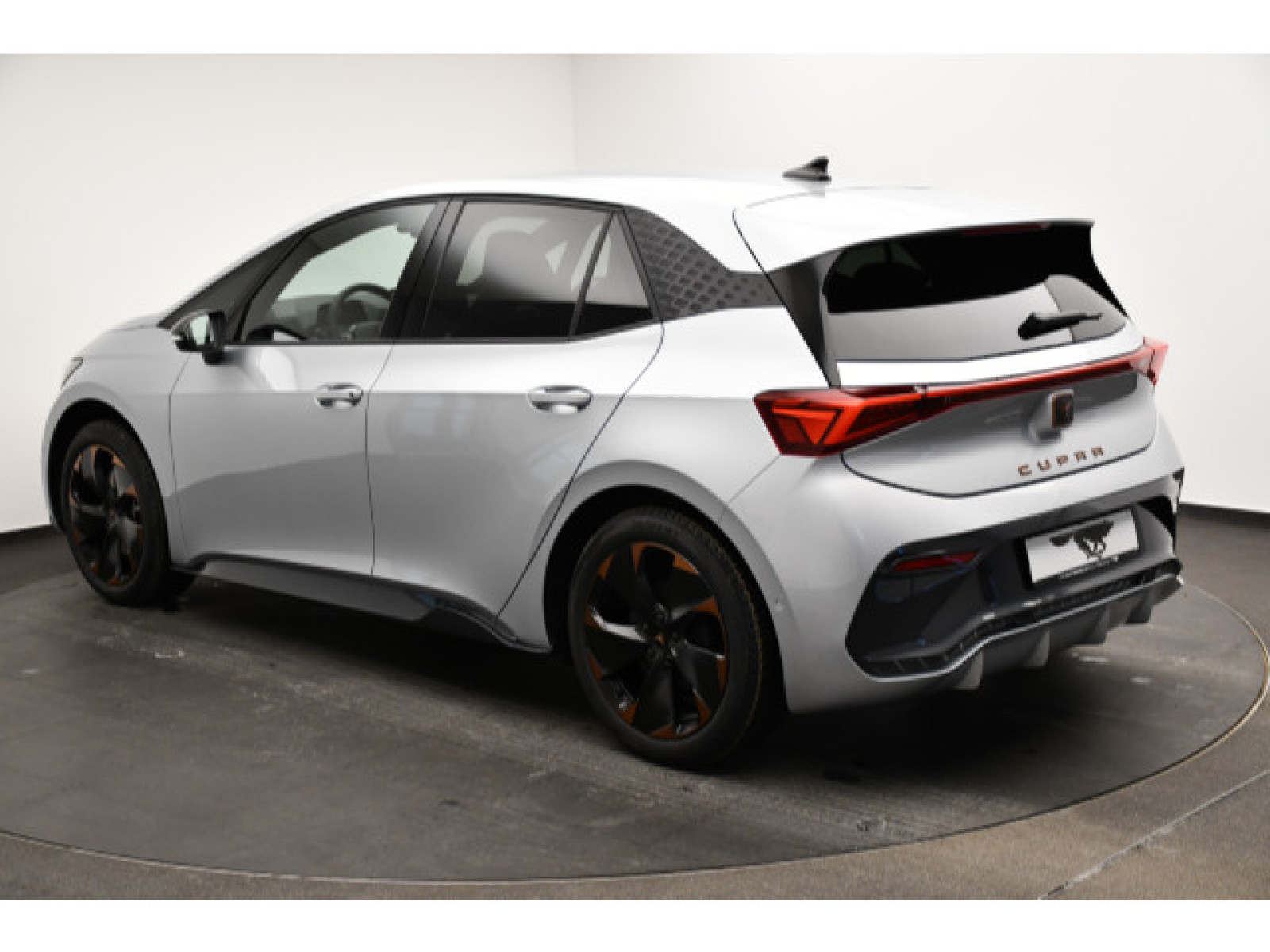 diagonalansicht-hinten-aussen