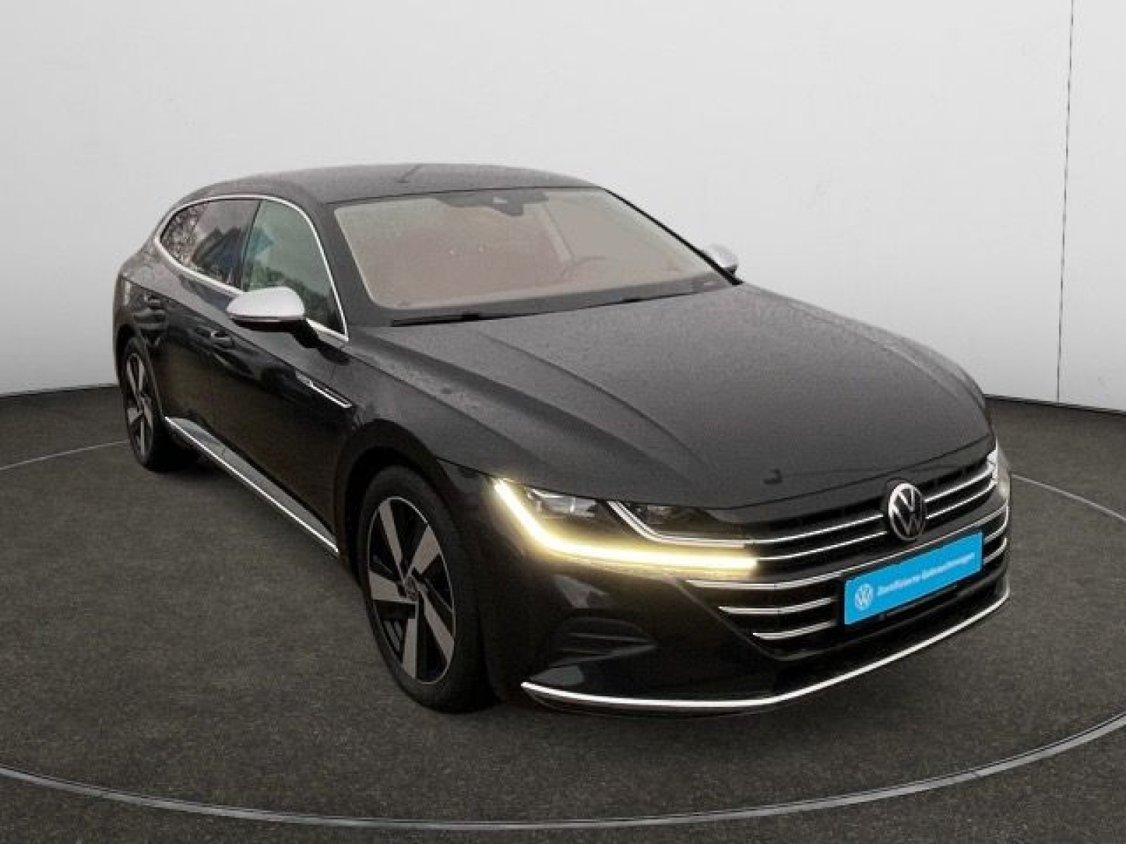 diagonal-frontansicht-aussen