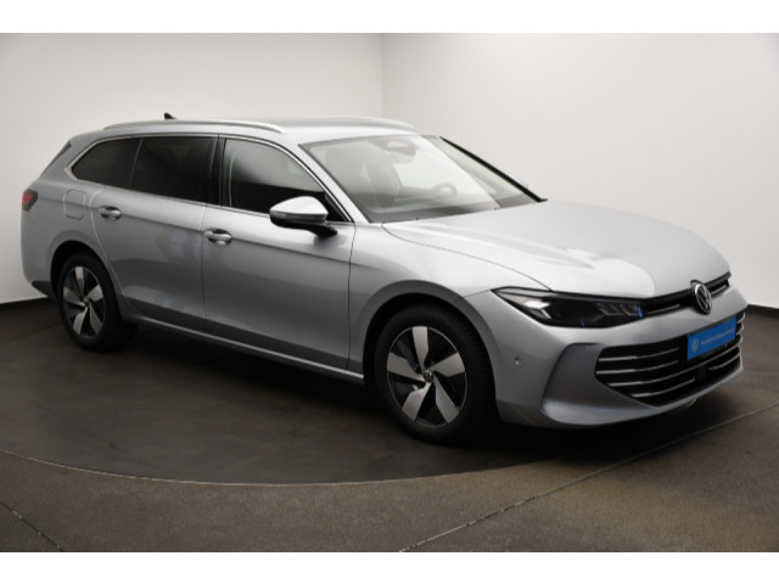 diagonal-frontansicht-aussen