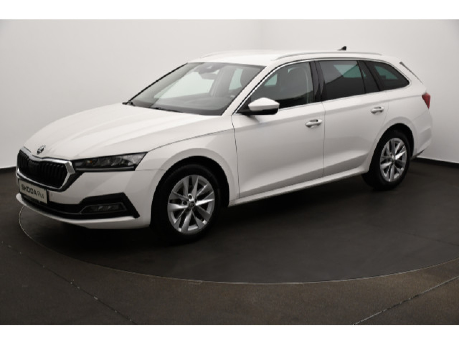 diagonal-frontansicht-aussen