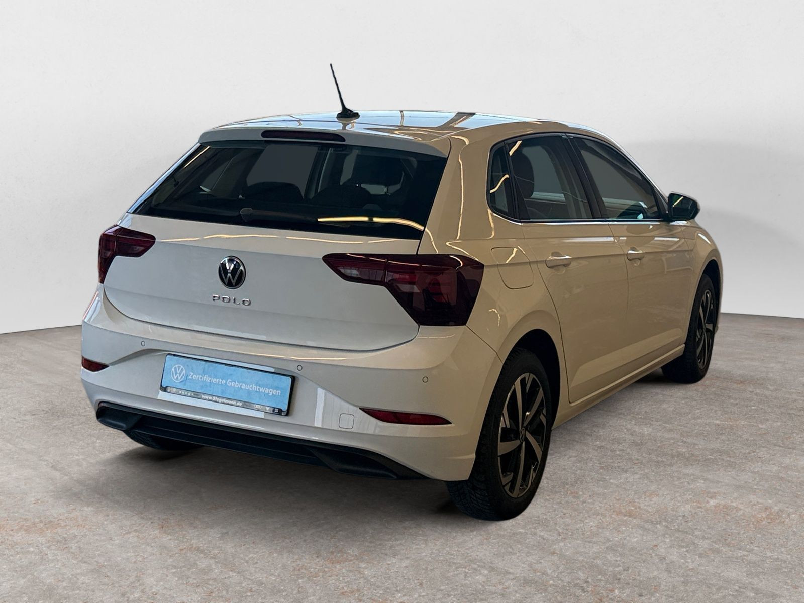 diagonalansicht-hinten-aussen