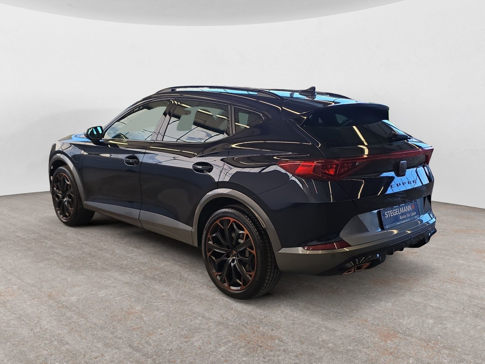 diagonalansicht-hinten-aussen