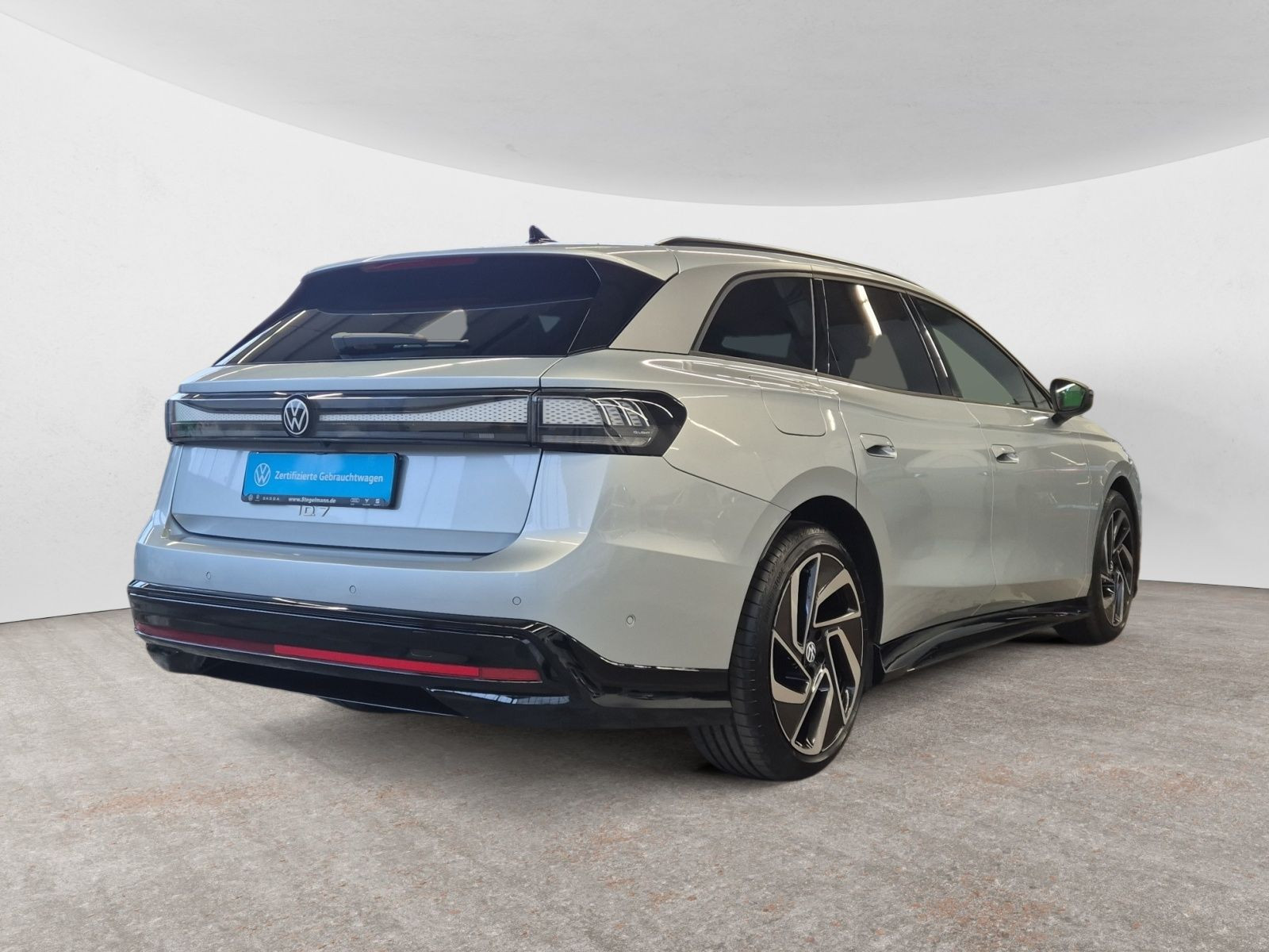 diagonalansicht-hinten-aussen