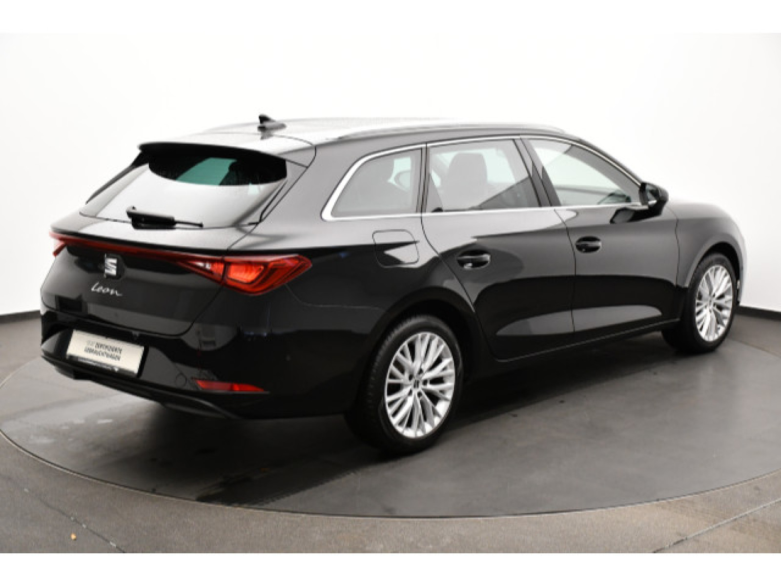 diagonalansicht-hinten-aussen