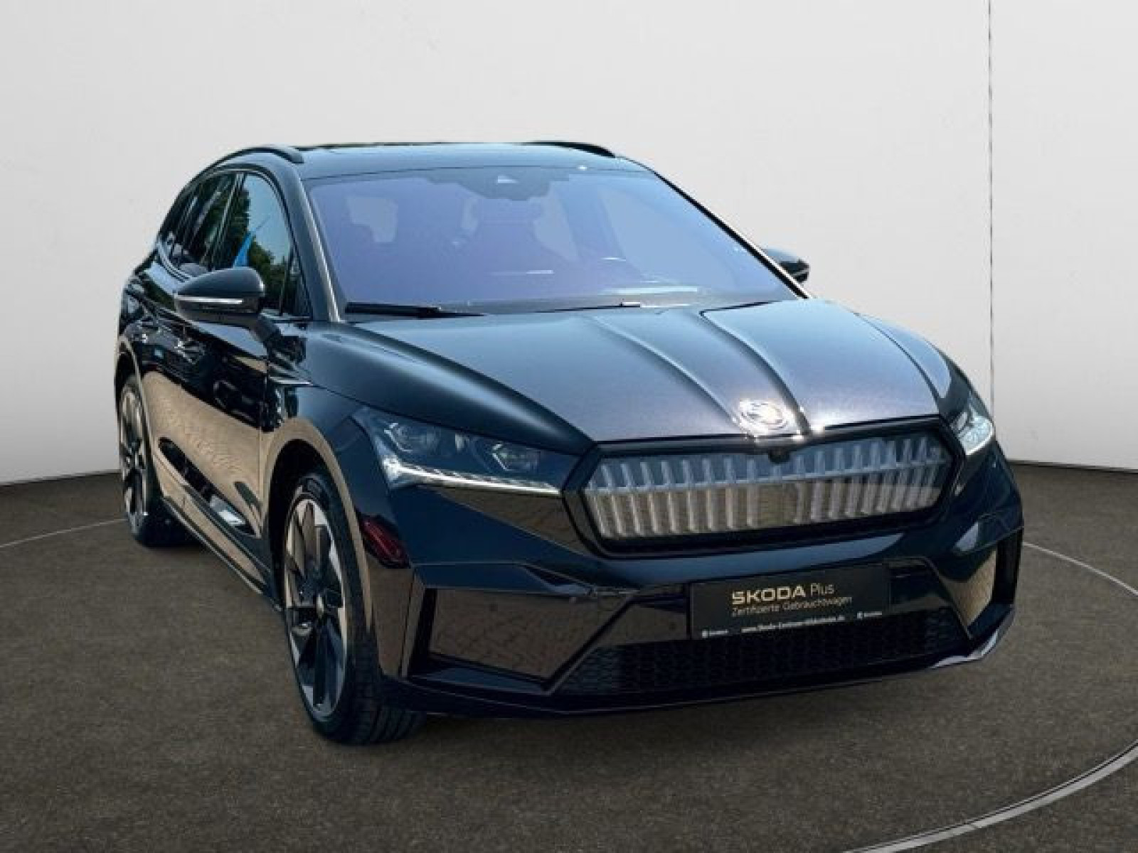 diagonal-frontansicht-aussen