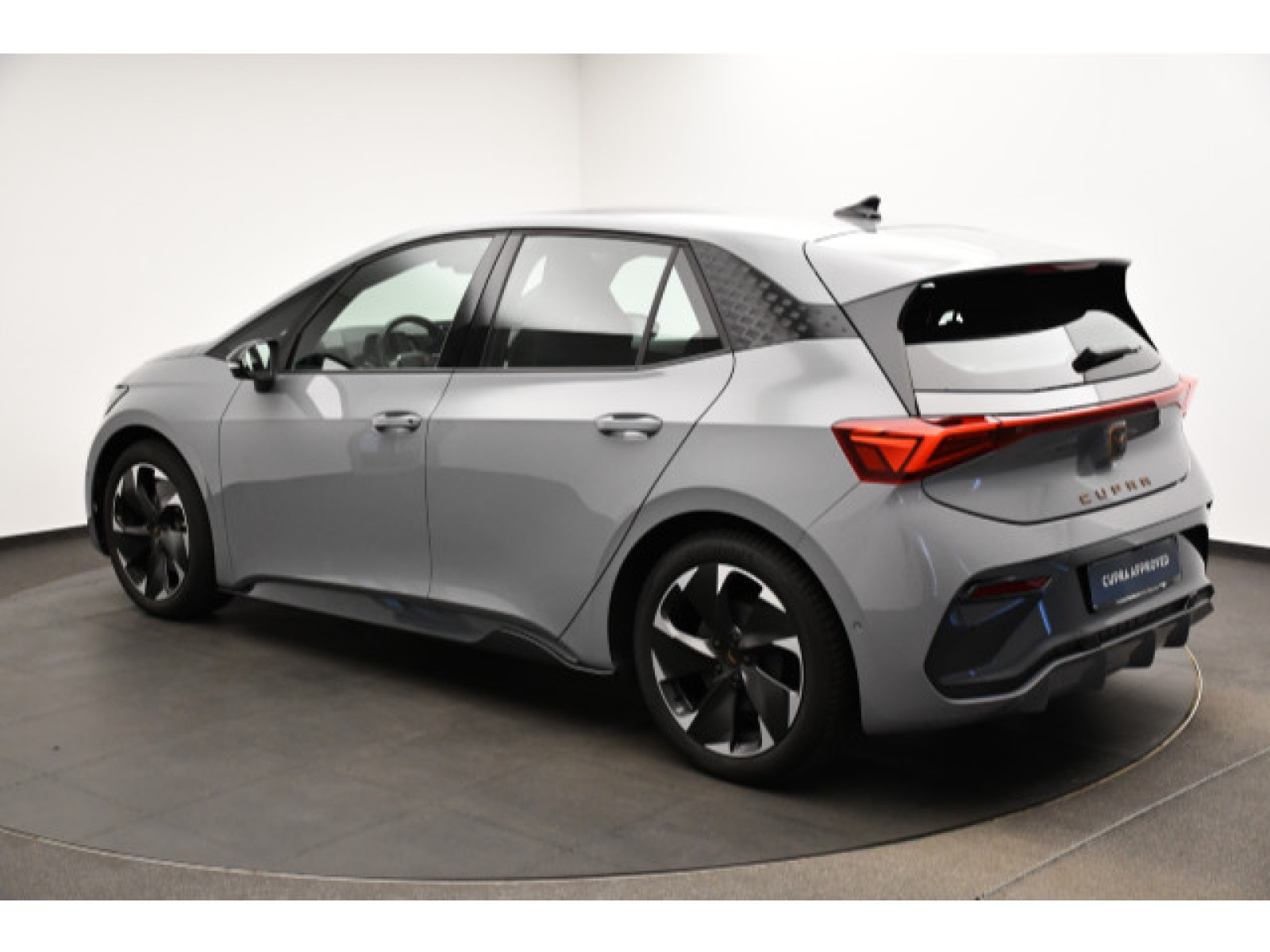 diagonalansicht-hinten-aussen