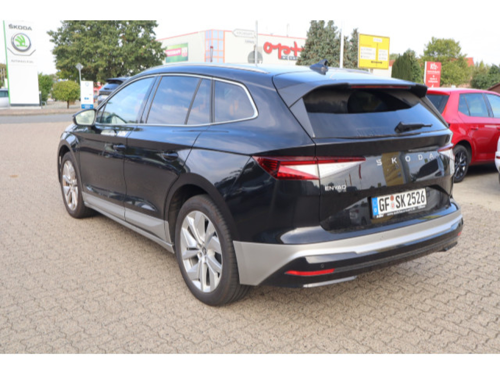 diagonalansicht-hinten-aussen