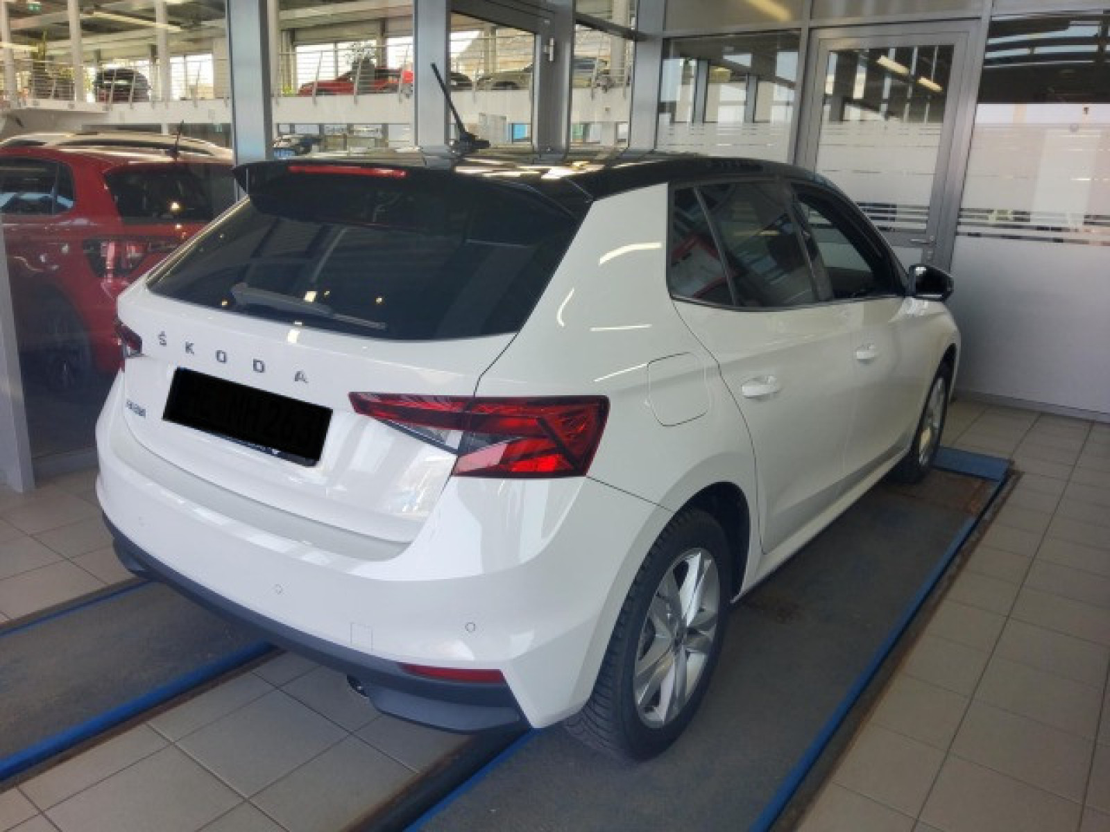 diagonalansicht-hinten-aussen