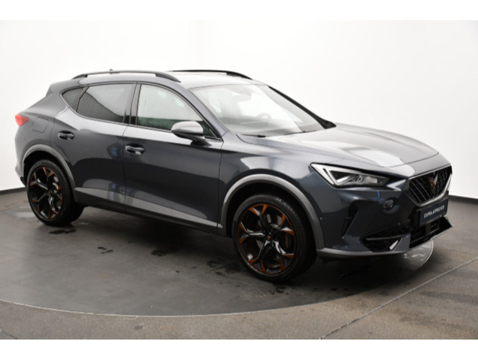 diagonal-frontansicht-aussen