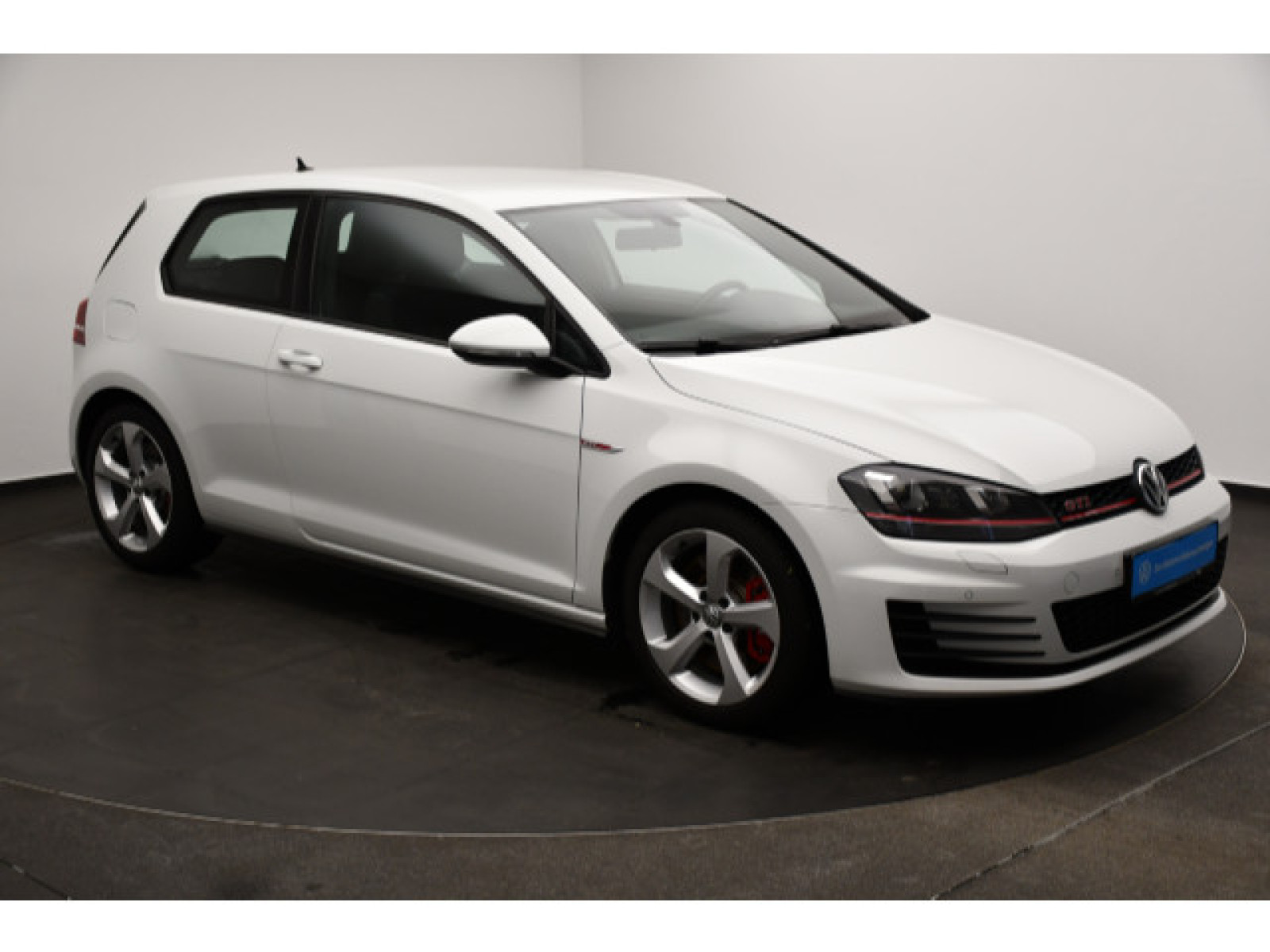 diagonal-frontansicht-aussen