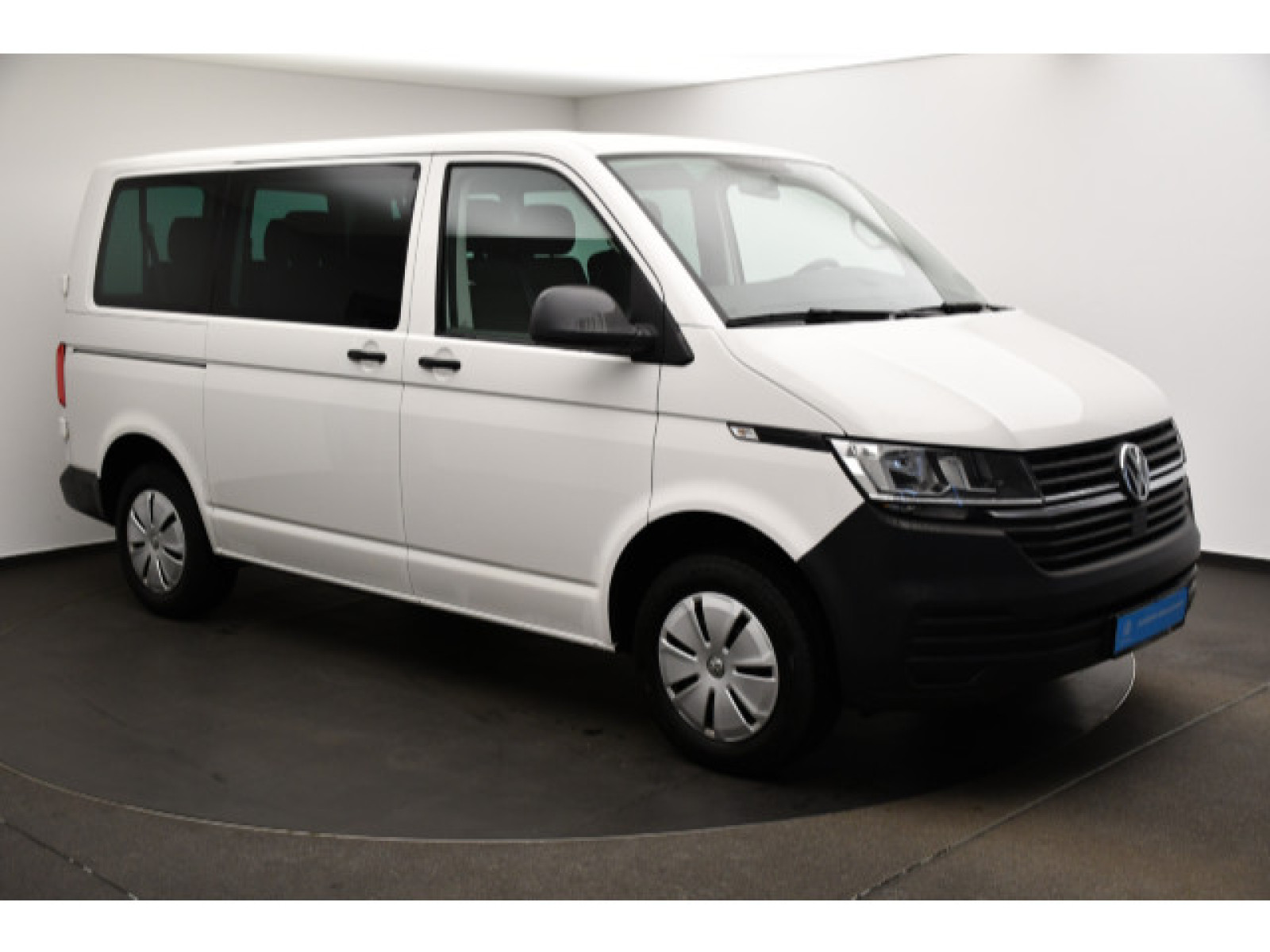 diagonal-frontansicht-aussen