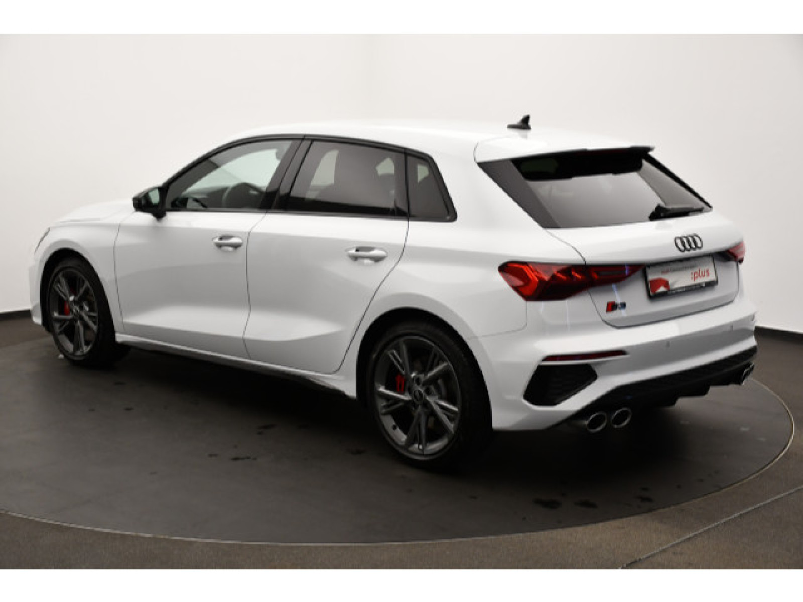 diagonalansicht-hinten-aussen