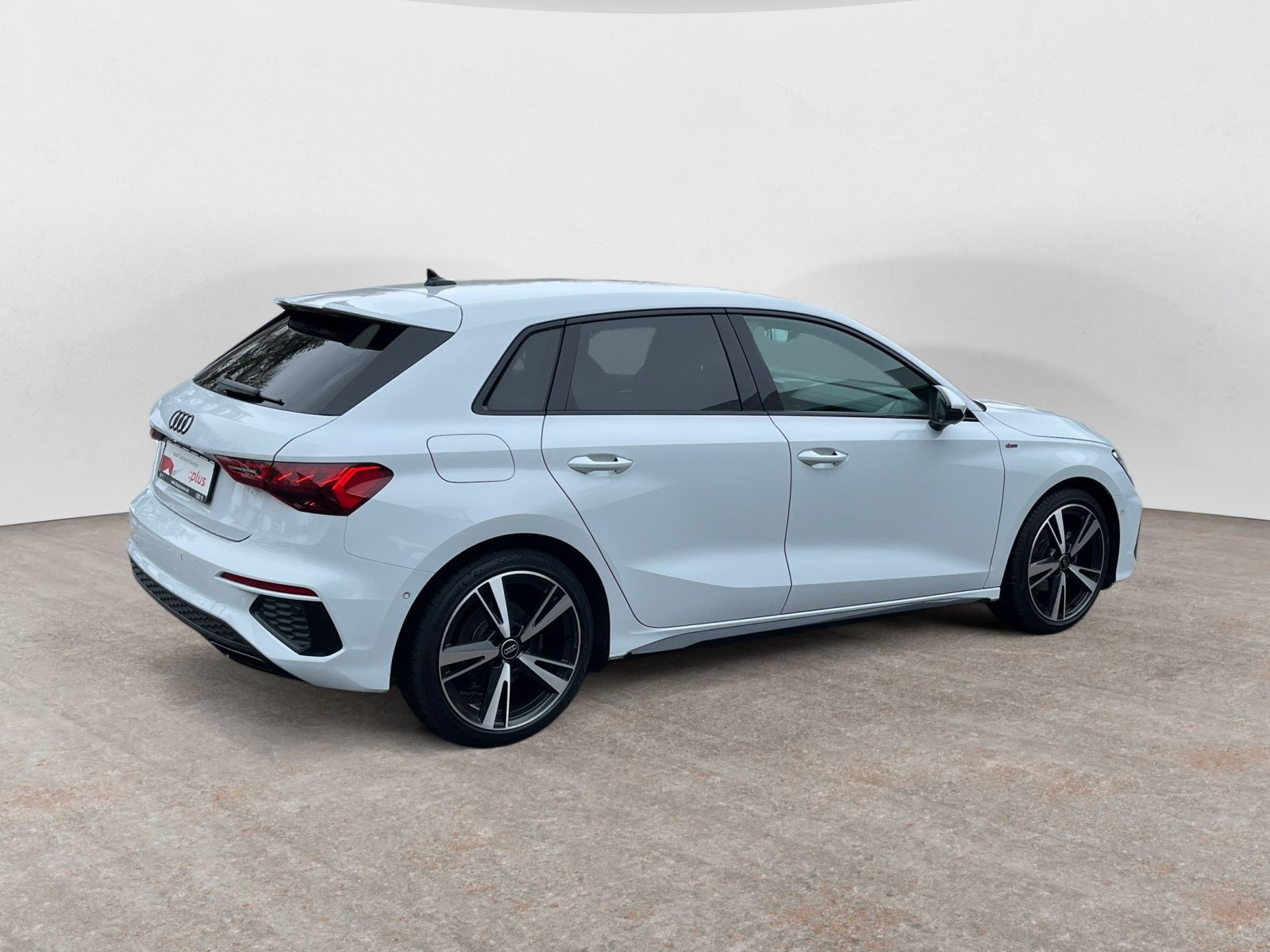 diagonalansicht-hinten-aussen