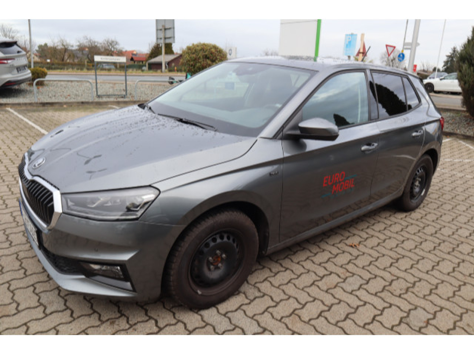 diagonal-frontansicht-aussen