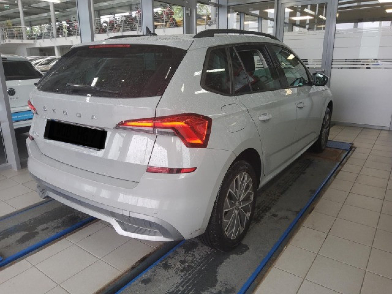 diagonalansicht-hinten-aussen