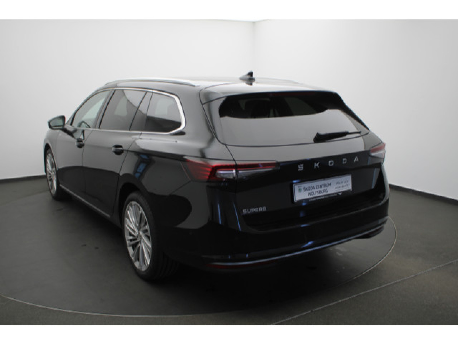 diagonalansicht-hinten-aussen