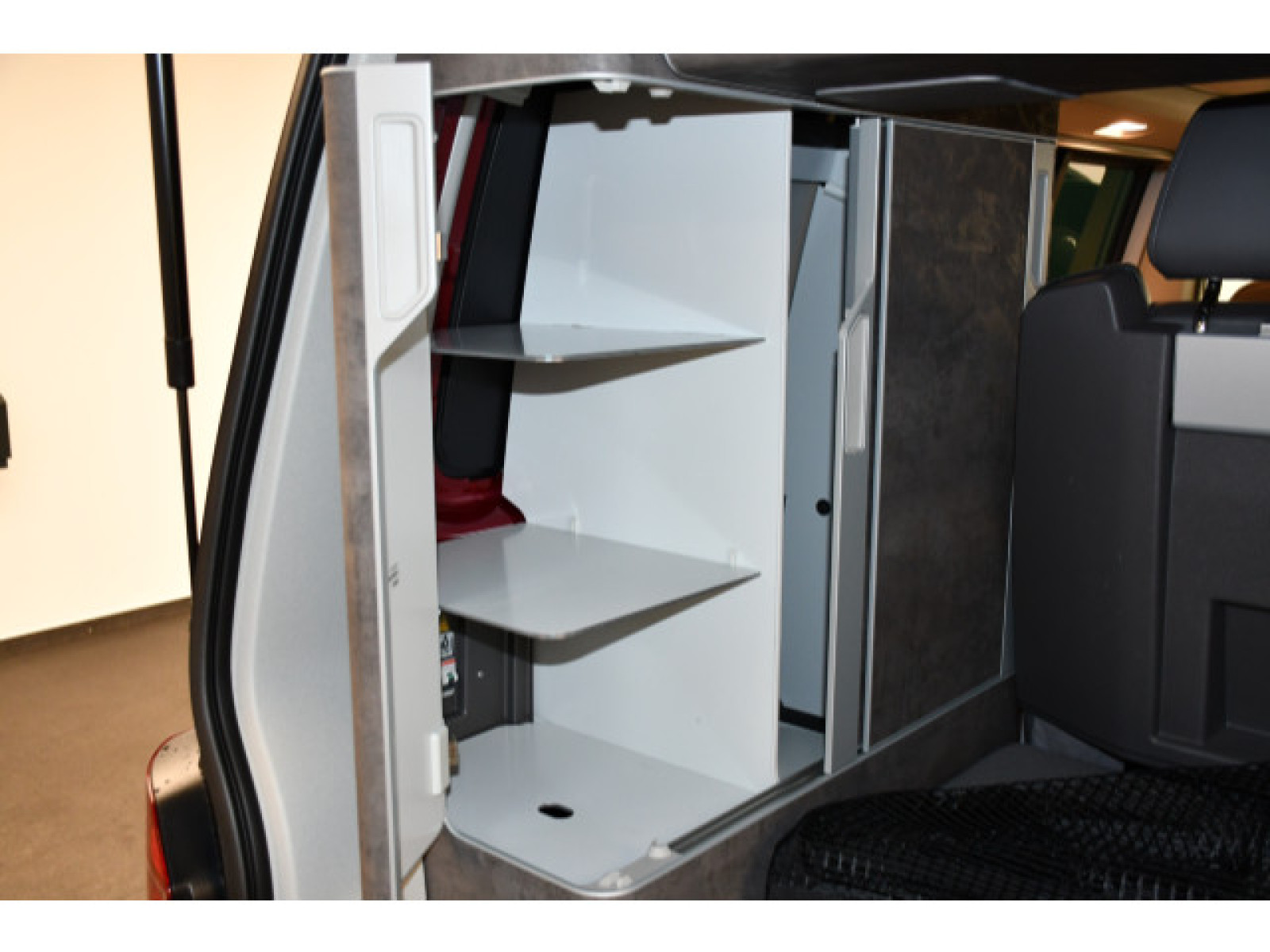 Volkswagen - T6.1 California_15