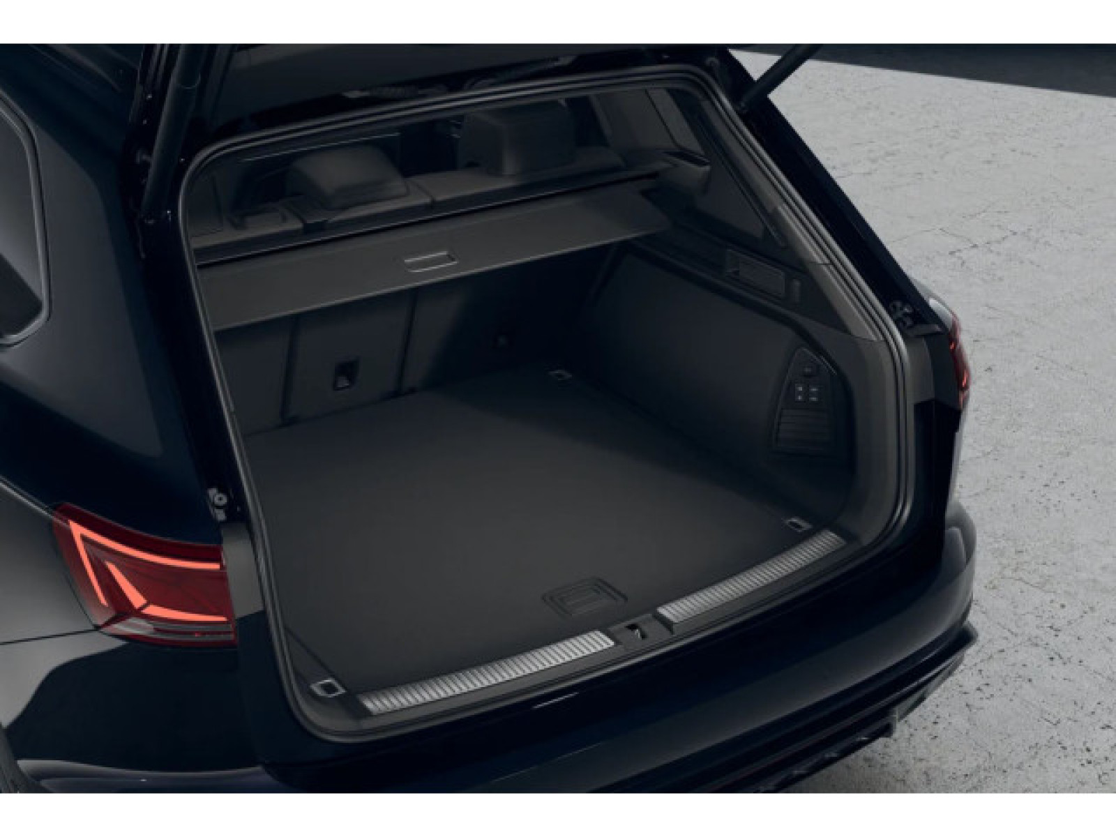 Volkswagen - Touareg_13