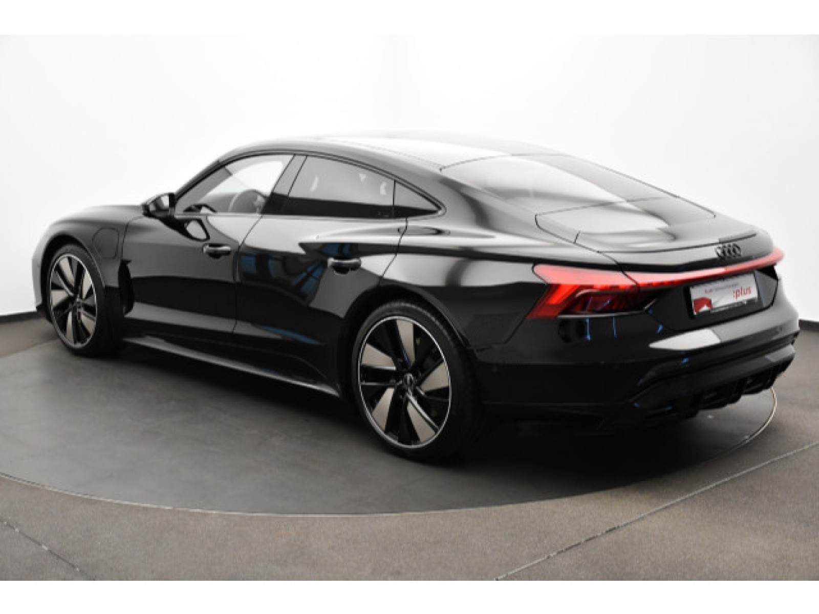 diagonalansicht-hinten-aussen