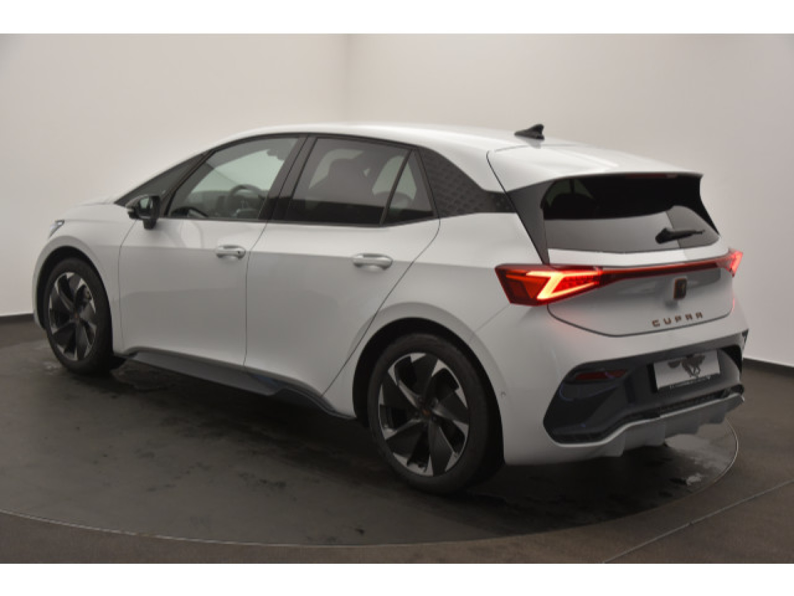 diagonalansicht-hinten-aussen