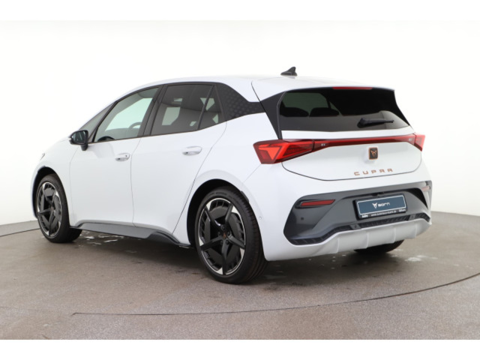 diagonalansicht-hinten-aussen