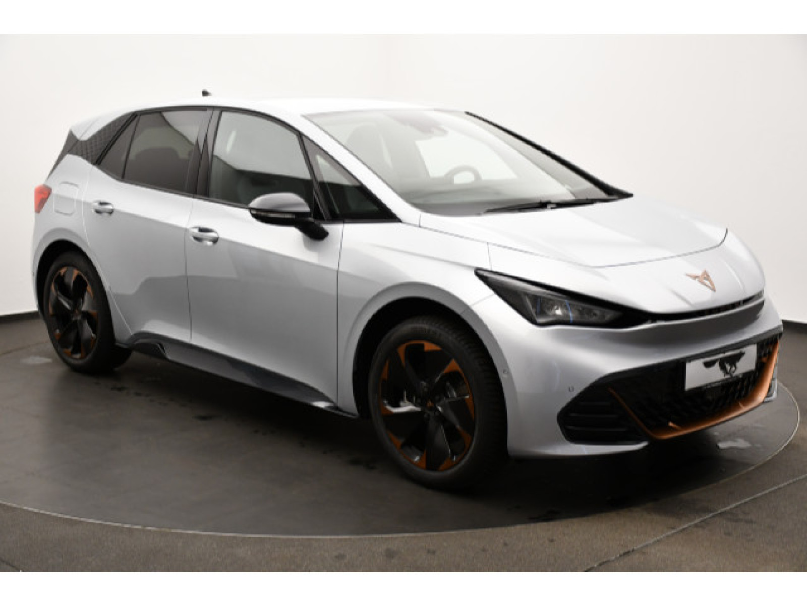 diagonal-frontansicht-aussen